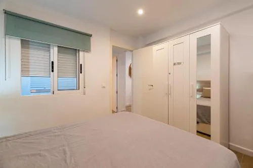 Big apartment at beach with terrace - Image 1