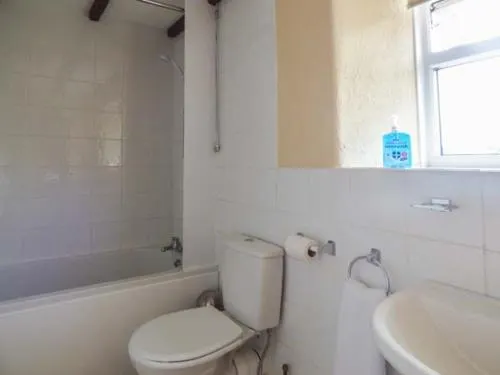 Court Cottage - Image 1