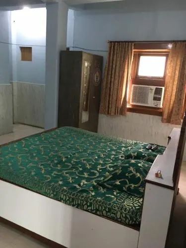 Satkar Hotel - Image 1