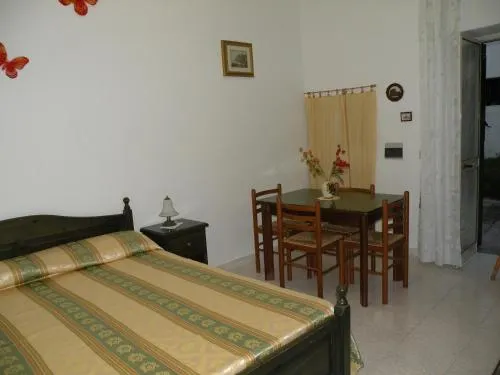 Appartamenti Holiday Housing Lipari Centro - Image 1