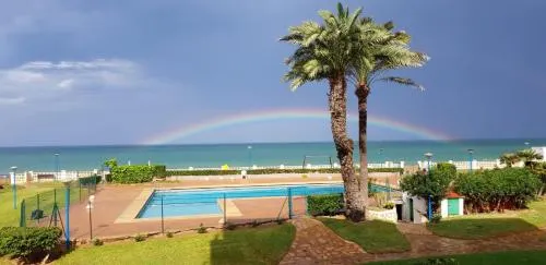 Apartamento primera línea de mar - Image 1