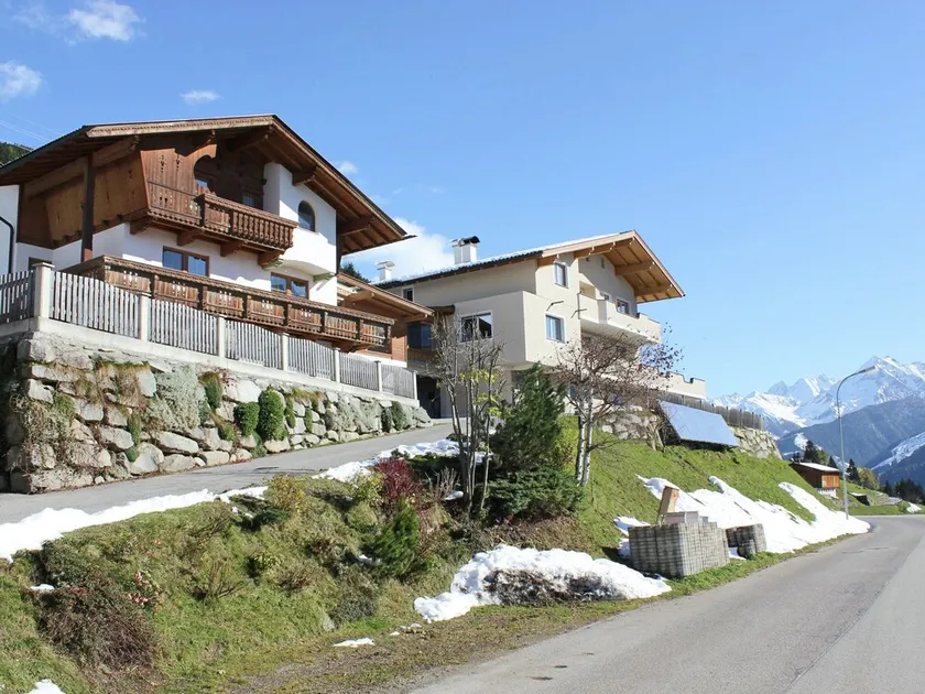 Quietly Situated Holiday Home Near ski Area Zillertal-arena - Image 1