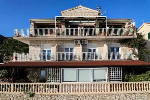 Apartment and rooms JT - Image 1
