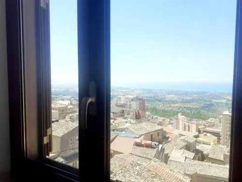 Baciato Dal Sole - Image 1