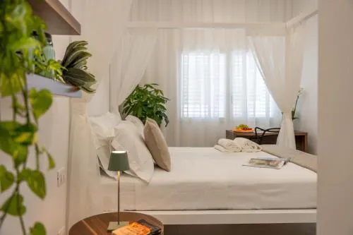 Daline Holiday Rooms - Image 1