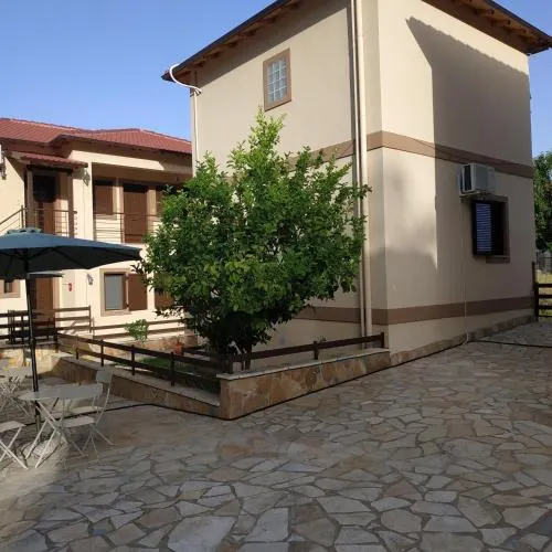Angeo Apartments - Image 1