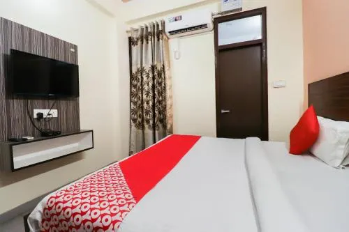 Hotel City Residency by OYO Rooms - Image 1