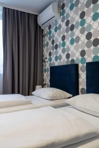 Nowotel Stop and Sleep - Image 1