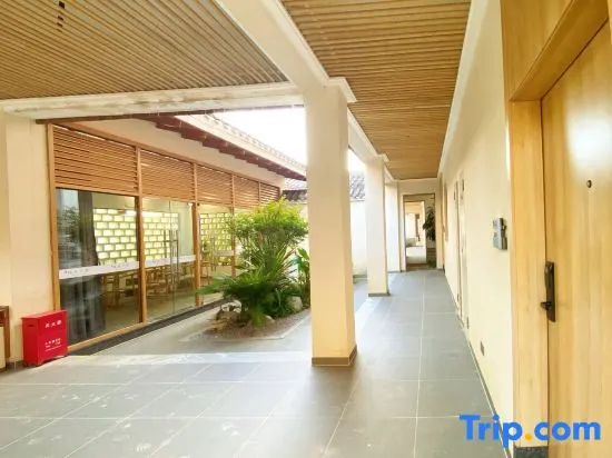 Peihong Villa - Image 1