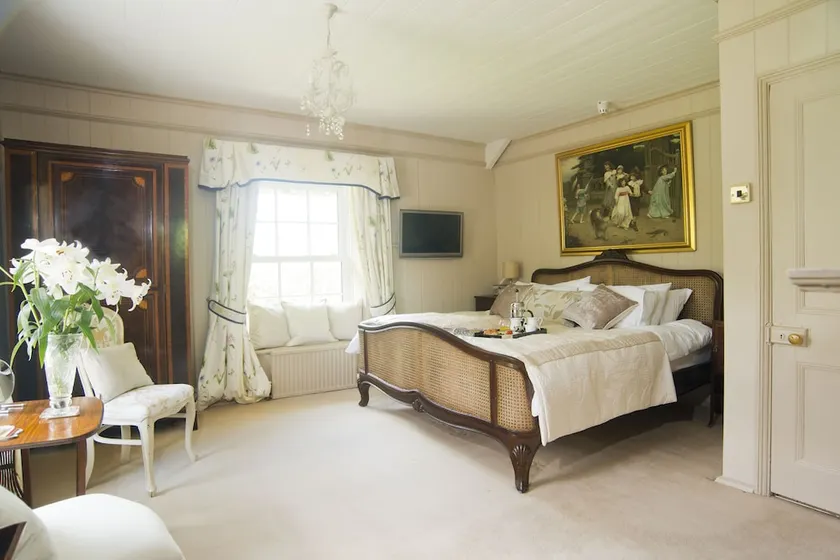 Wydemeet Bed and Breakfast - Image 1