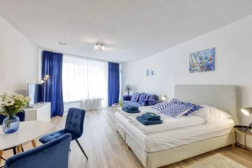Relax-Apartment mit Indoor-Pool, Fitness und Netflix am Bodensee - Image 1