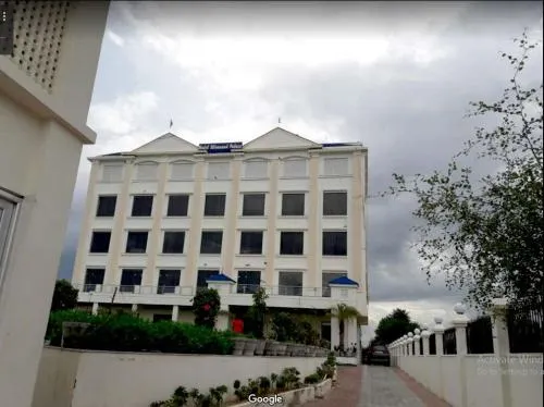 Hotel Shivanand Palace - Image 1