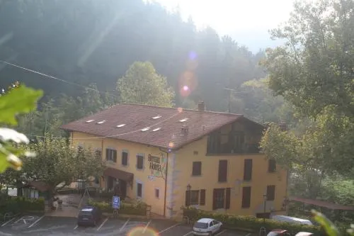 Hotel Rural Bereau - Image 1
