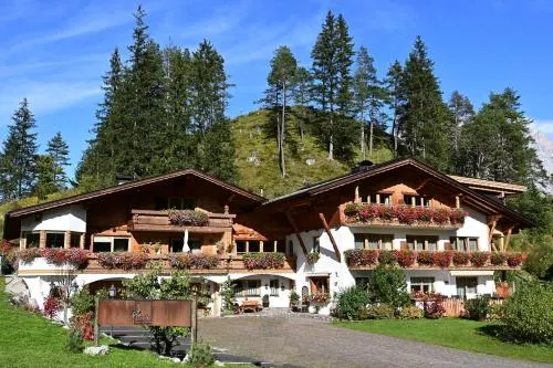 Chalet Haus Martha - Image 1