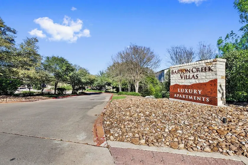 Barton Creek Villas - Image 1