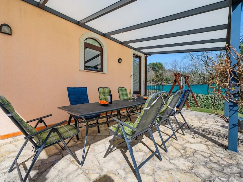 Spacious Holiday Home in Visnjan With Private Pool - Image 1