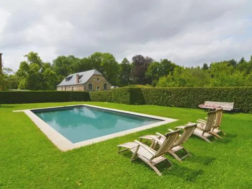 Boutique Holiday Home in Gesves With Swimming Pool - Image 1