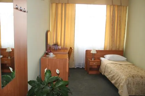 Hotel Podkarpacki - Image 1