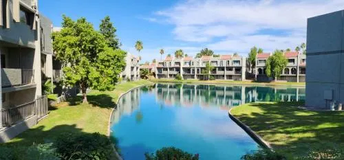 Gated Dobson Ranch townhouse balcony golf views - Image 1