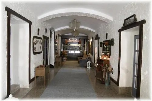 Hotel Hubertus - Image 1