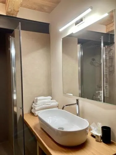 LA PLACETTE - Albergo diffuso e trattoria - Image 1