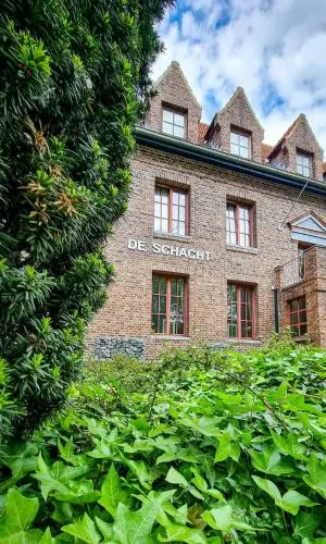 Hotel De Schacht - Image 1