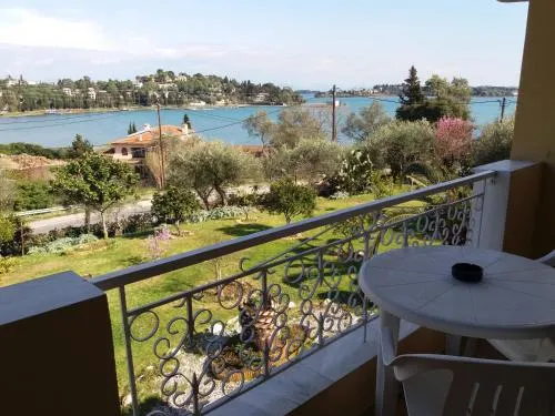 Athineos Apartments - Image 1