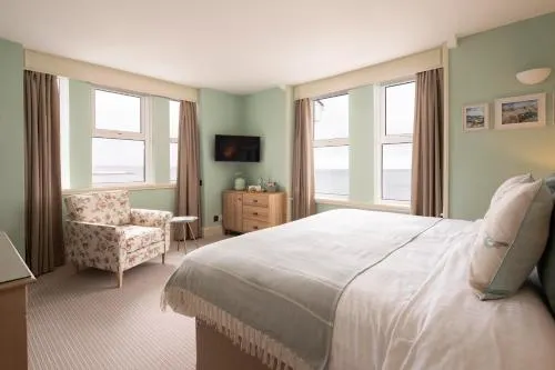The Beachfield Guest Accommodation - Image 1