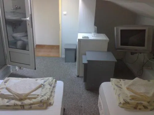 Snejanka Family Hotel - Image 1