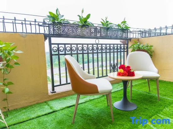 Star Garden Hotel - Image 1