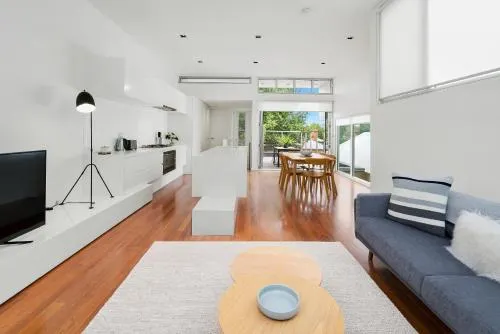 Cogens Two Bedroom Townhouse - Image 1