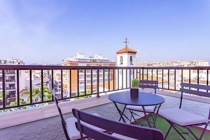 Nice apartment view with balcony in Fuengirola - Image 1