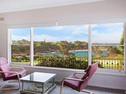 84 Ocean Parade - Image 1