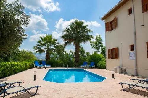 Chrysanthema Villa - Image 1