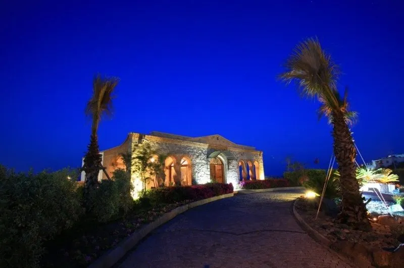 Temenos Luxury Hotel & Spa Boutique Class - Image 1