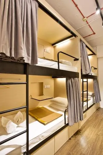 7 Wonders Hostel - Image 1