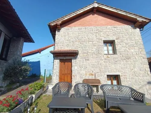 RomÃ¡ntico acogedor apartamento en Llanes - Image 1