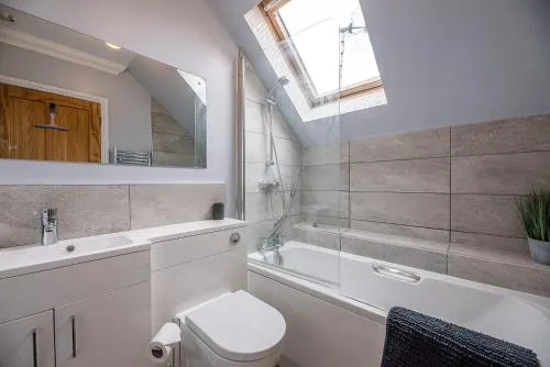 Scotts Cottage, Reydon - Image 1