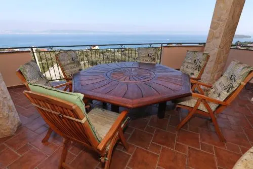 Apartman Sipina Penthouse - Image 1