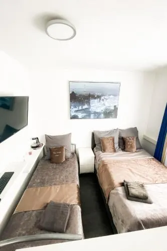 Tau Design Hotel - Image 1