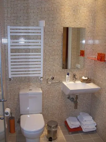 Hostal Rural Arrobi Borda - Image 1