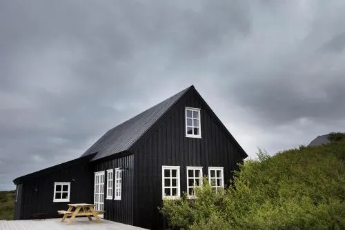 Black Timber House - Image 1