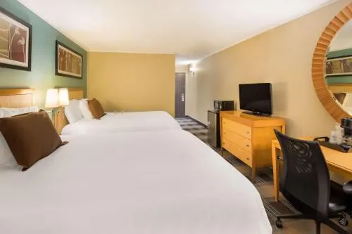 Ramada Jasper & Conference Center - Image 1