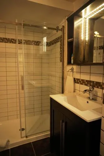 Auberge A La Fontaine - Image 1