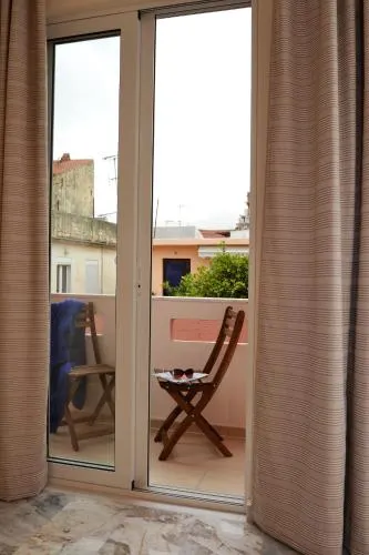 Lemon Tree House - Image 1