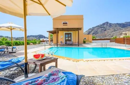 Villa Paradeiso - Stylish 3 Bedroom Villa with Private Pool,  BBQ and Sea Views - Image 1