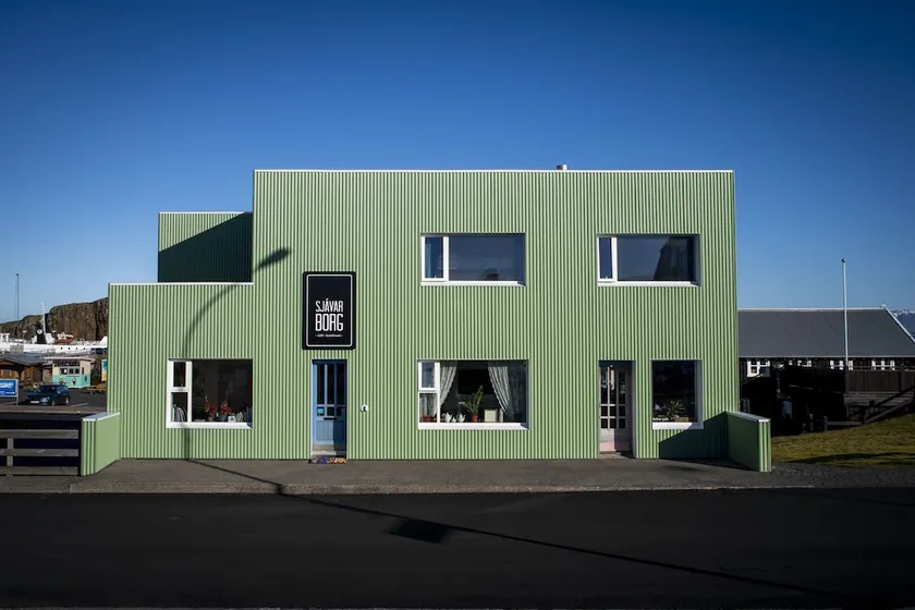 Harbour Hostel - Image 1
