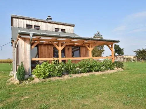 Bezauberndes Ferienhaus in Ruehn am See - Image 1