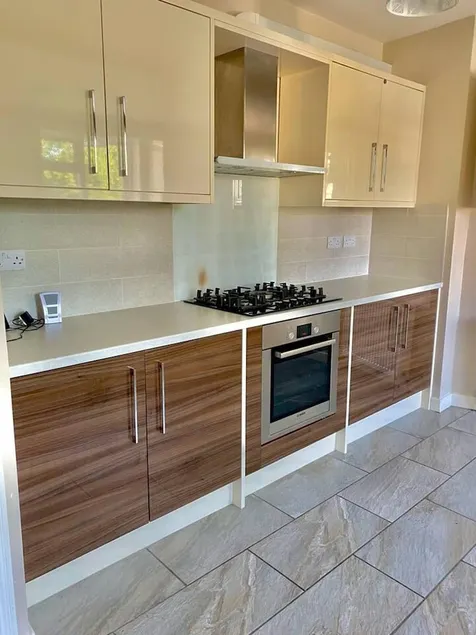 Impeccable 3-Bed House In Thames Ditton - Image 1