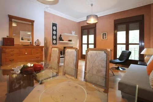 Apartment Gutenberg Deco - Image 1